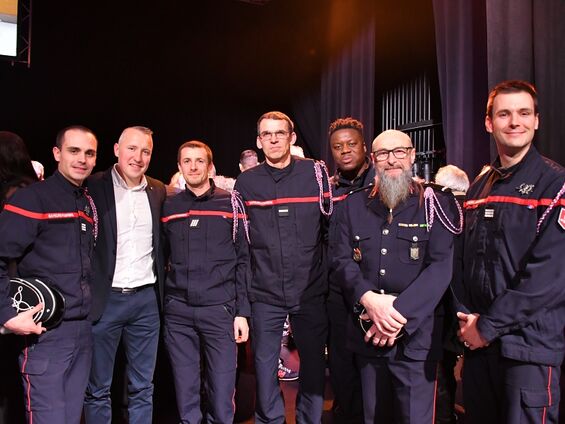 Mise à l'honneur des sapeurs-pompiers