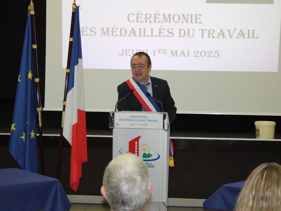 Remise des médailles du travail Aulnoy 2025
